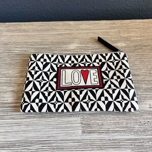 Brighton Love Pouch